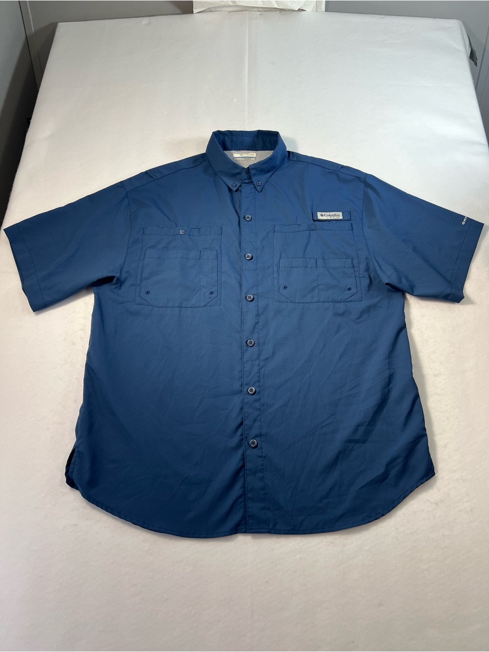 Columbia PFG Tamiami II Omni-Shade Blue Fishing Shirt Mens M Short Sleeve Vented
